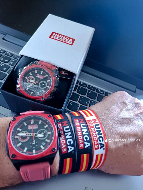 Reloj NUNCA TE RINDAS® — Edición Fundadores